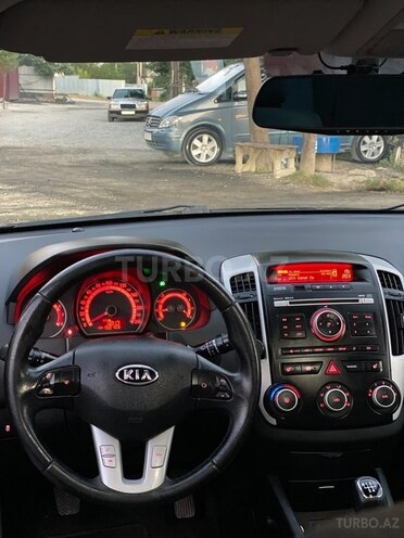 Kia Ceed 2010, 152,300 km - 1.4 л - İsmayıllı
