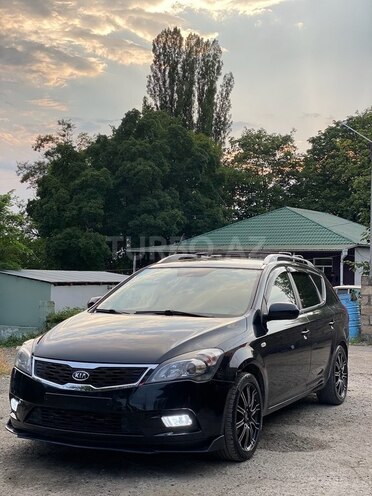 Kia Ceed 2010, 152,300 km - 1.4 л - İsmayıllı