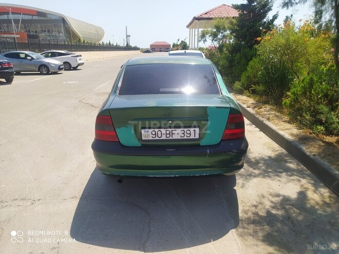 Opel Vectra 1997, 320,000 km - 1.7 l - Bakı