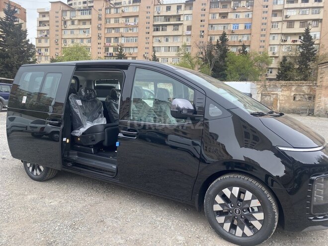 Hyundai Staria 2023, 0 km - 2.2 l - Bakı