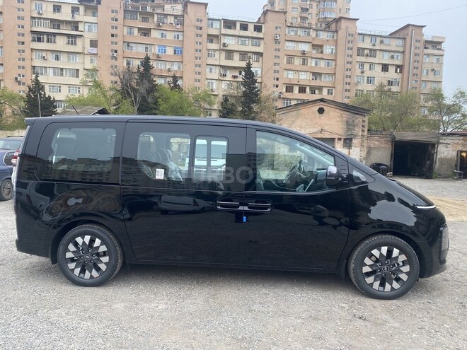 Hyundai Staria 2023, 0 km - 2.2 l - Bakı