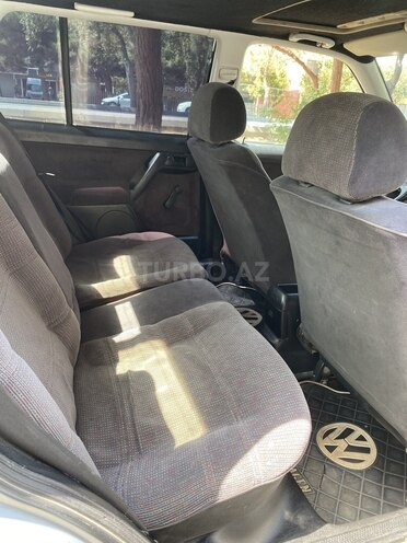 Volkswagen Vento 1994, 215,000 km - 1.8 l - Bakı