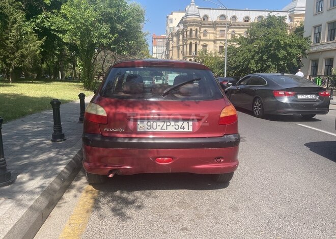 Peugeot 206 2005, 247,000 km - 1.6 l - Bakı