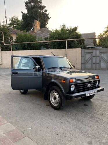 LADA (VAZ) Niva 2020, 6,897 km - 1.7 л - Bakı