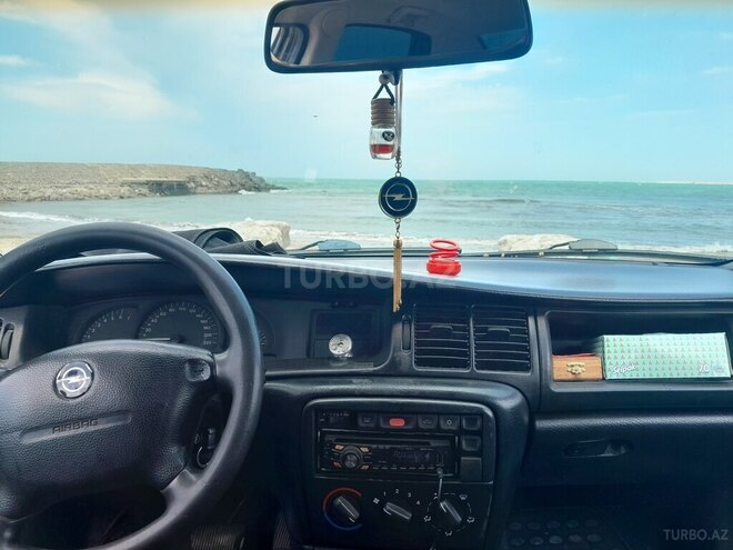 Opel Vectra 1998, 580,000 km - 2.0 l - Bakı