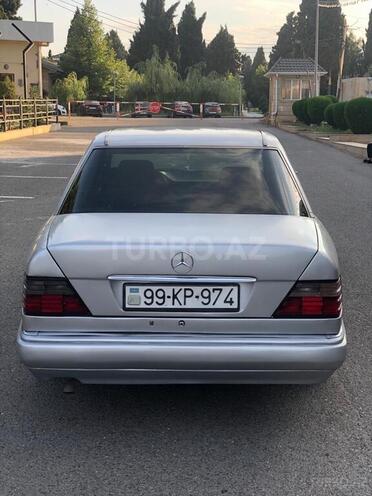 Mercedes E 200 1996, 456,000 km - 2.0 л - Gəncə