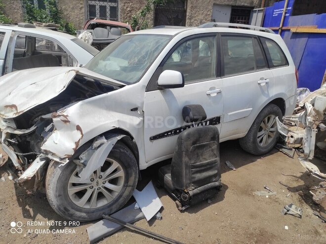 Chery Tiggo 3 2012, 9,700 km - 1.8 l - Bakı