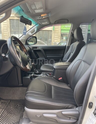 Toyota Prado 2011, 120,000 km - 2.7 l - Bakı