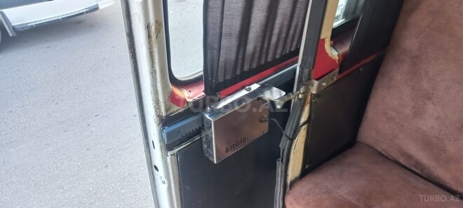 Mercedes Sprinter 412 1997, 285,000 km - 2.5 л - Sumqayıt
