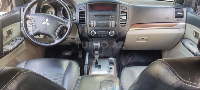 Mitsubishi Pajero 2008, 165,000 km - 3.0 l - Bakı
