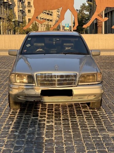 Mercedes C 220 1995, 320,000 km - 2.2 l - Bakı