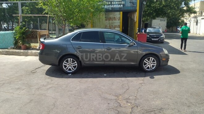 Volkswagen Jetta 2006, 325,000 km - 2.5 l - Bakı