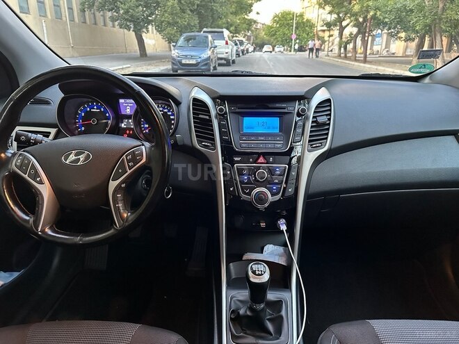 Hyundai i30 2013, 132,000 km - 1.4 l - Bakı