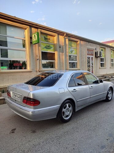 Mercedes E 320 1999, 339,000 km - 3.2 л - Sumqayıt