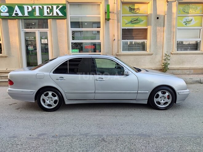 Mercedes E 320 1999, 339,000 km - 3.2 л - Sumqayıt