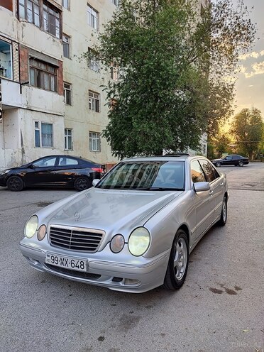 Mercedes E 320 1999, 339,000 km - 3.2 л - Sumqayıt