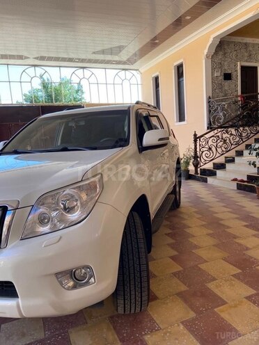 Toyota Prado 2012, 100,000 km - 2.7 л - Tovuz
