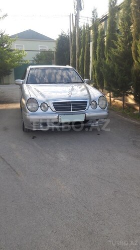 Mercedes E 200 2001, 490,000 km - 2.0 л - Bakı