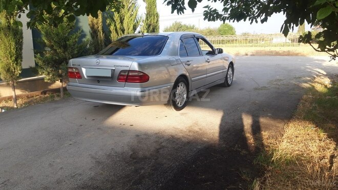 Mercedes E 200 2001, 490,000 km - 2.0 л - Bakı