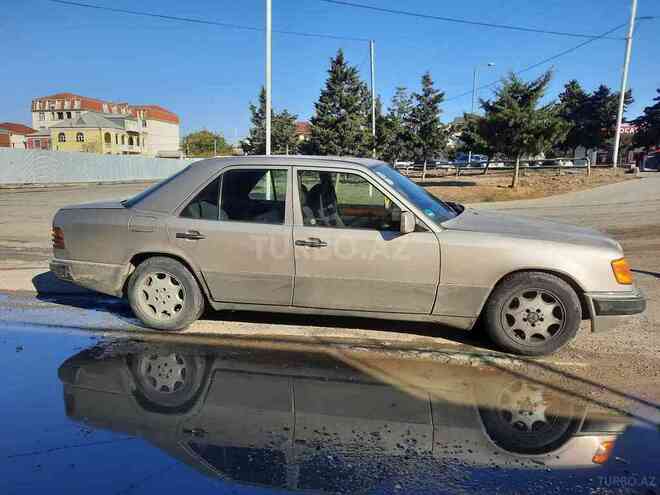 Mercedes E 200 1991, 440,000 km - 2.0 л - Bakı