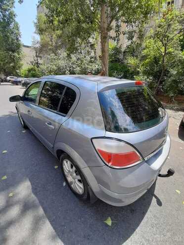 Opel Astra 2006, 210,000 km - 1.4 л - Bakı