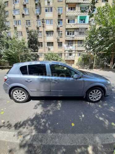 Opel Astra 2006, 210,000 km - 1.4 л - Bakı