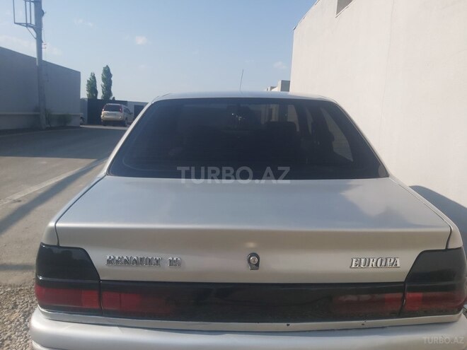 Renault 19 1996, 450,000 km - 1.4 l - Bakı
