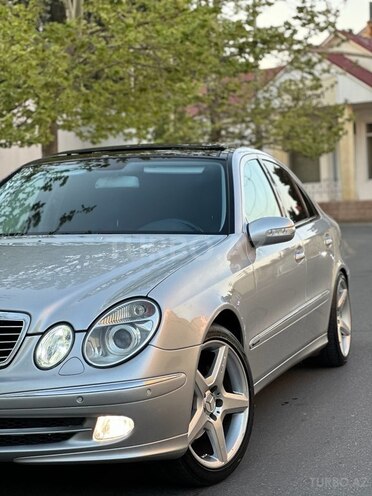 Mercedes E 240 2002, 278,000 km - 2.6 l - Bakı