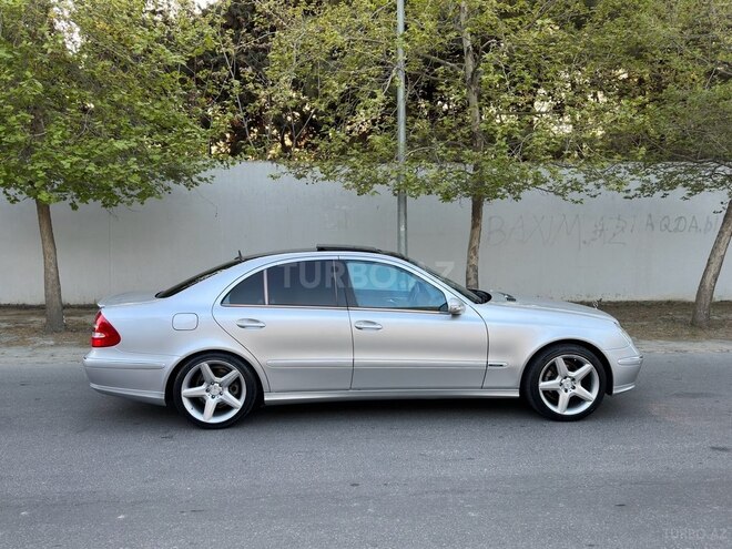 Mercedes E 240 2002, 278,000 km - 2.6 l - Bakı