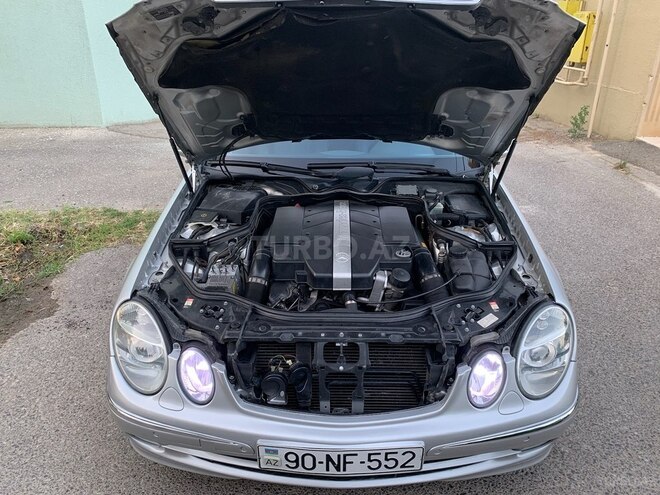 Mercedes E 240 2002, 278,000 km - 2.6 l - Bakı