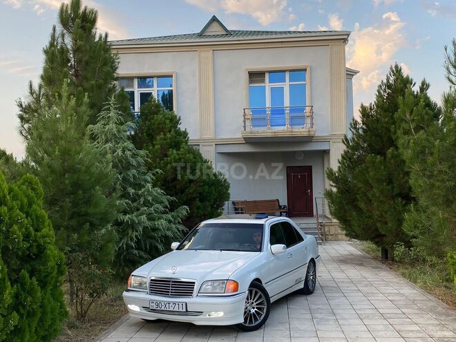 Mercedes C 230 2000, 310,000 km - 2.3 l - Saatlı