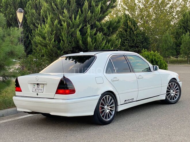 Mercedes C 230 2000, 310,000 km - 2.3 l - Saatlı