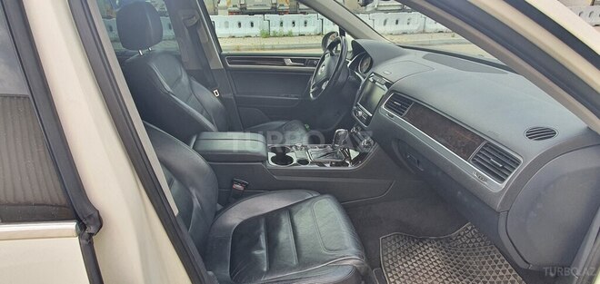 Volkswagen Touareg 2011, 178,000 km - 3.6 л - Bakı