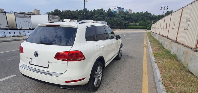 Volkswagen Touareg 2011, 178,000 km - 3.6 л - Bakı