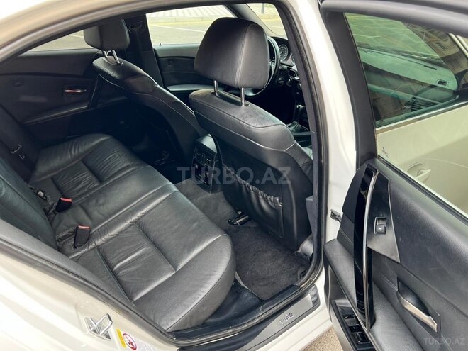 BMW 525 2007, 242,880 km - 2.5 l - Bakı