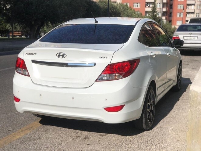 Hyundai Accent 2011, 131,000 km - 1.4 l - Bakı