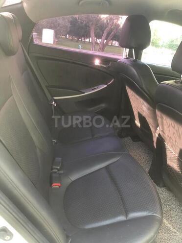 Hyundai Accent 2011, 131,000 km - 1.4 l - Bakı