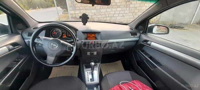 Opel Astra 2005, 205,000 km - 1.9 l - Bakı