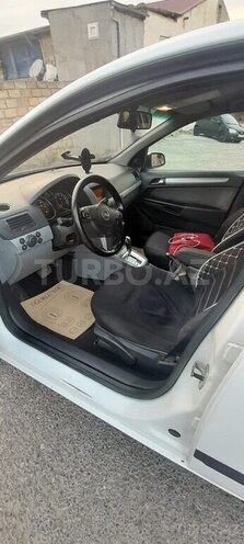Opel Astra 2005, 205,000 km - 1.9 l - Bakı