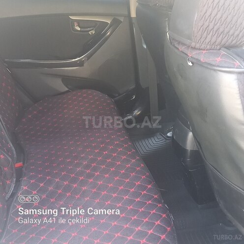 Hyundai Elantra 2014, 159,687 km - 1.8 l - Şirvan