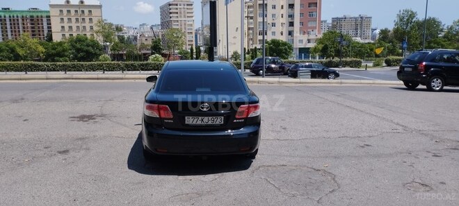 Toyota Avensis 2009, 300,000 km - 2.2 l - Bakı