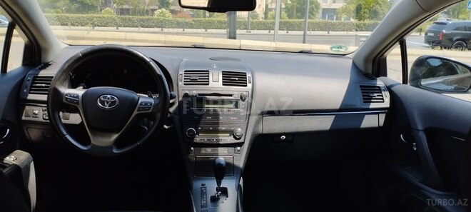 Toyota Avensis 2009, 300,000 km - 2.2 l - Bakı