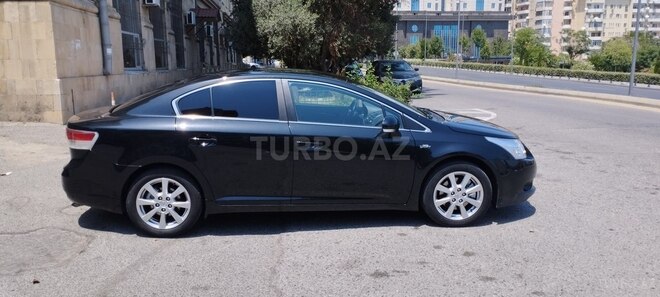Toyota Avensis 2009, 300,000 km - 2.2 l - Bakı