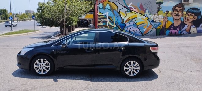 Toyota Avensis 2009, 300,000 km - 2.2 l - Bakı
