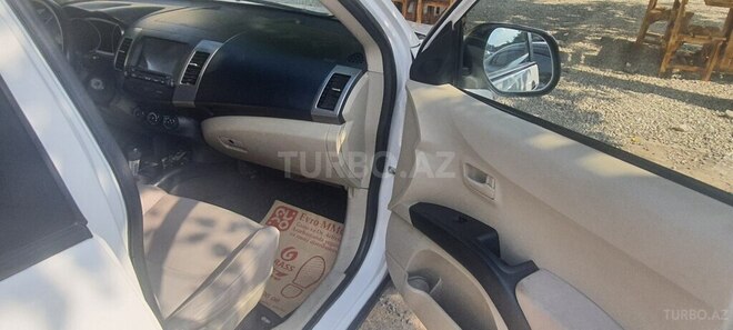 Mitsubishi Outlander 2008, 110,170 km - 2.4 l - Bakı