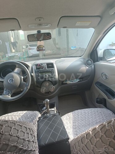 Nissan Sunny 2015, 370,000 km - 1.5 л - Bakı