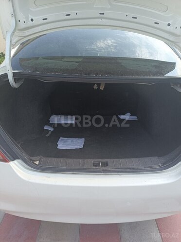 Nissan Sunny 2015, 370,000 km - 1.5 л - Bakı