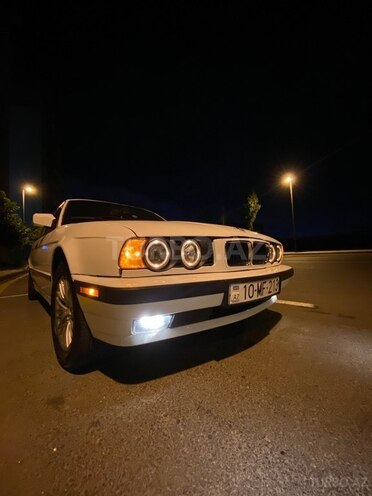 BMW 520 1989, 455,000 km - 2.0 l - Bakı