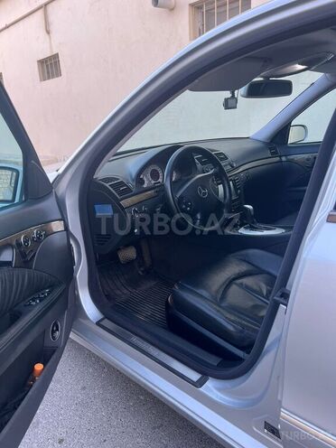 Mercedes E 320 2002, 288,946 km - 3.2 л - Bakı