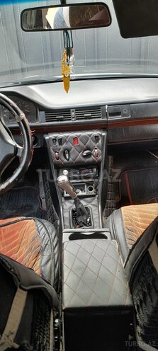 Mercedes E 200 1992, 312,312 km - 2.0 l - Bakı